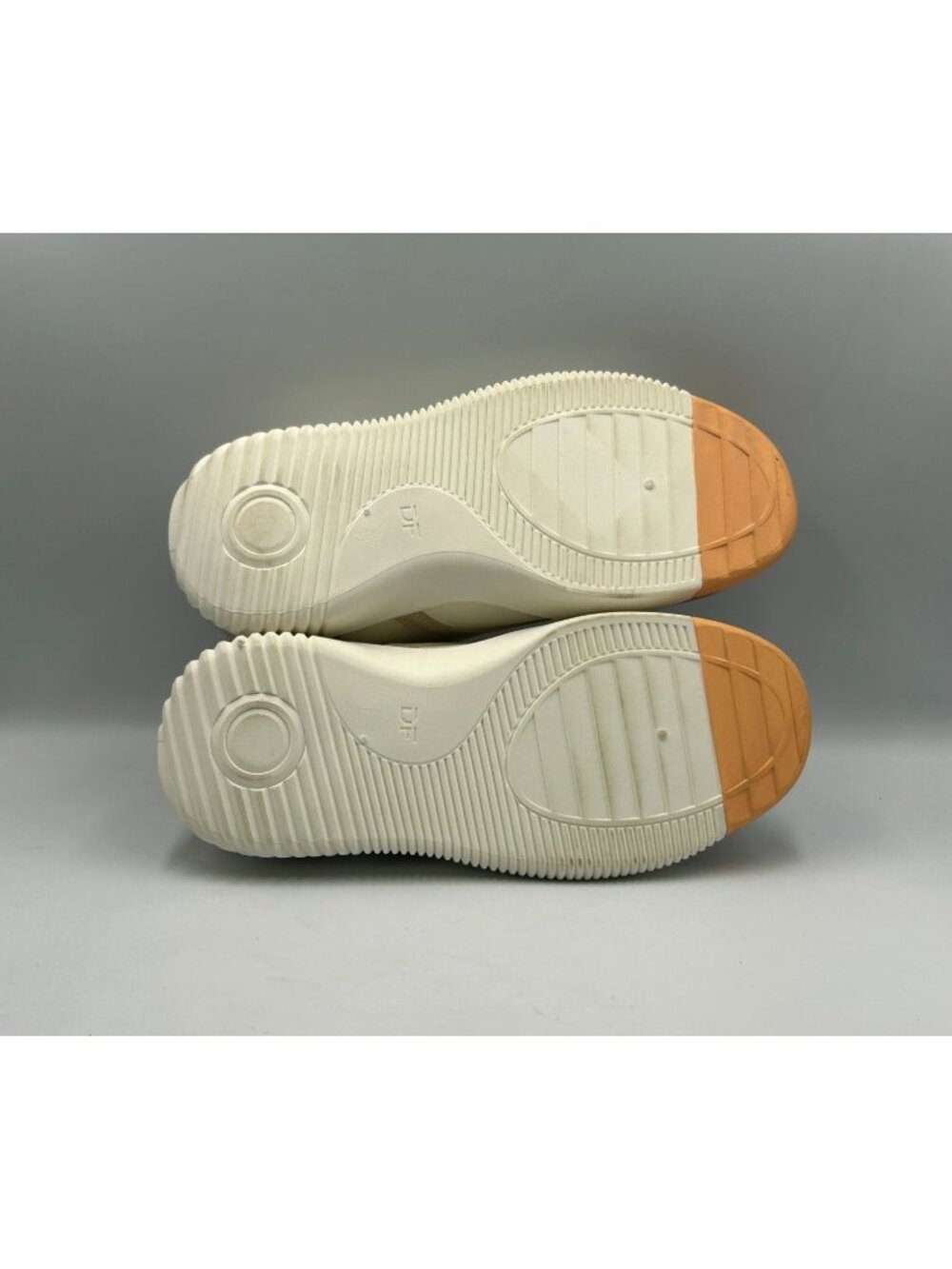 NWT De Florance Women's Beige White Cloudea Arch Support Sneakers Size 10 3330 - Picture 4 of 16